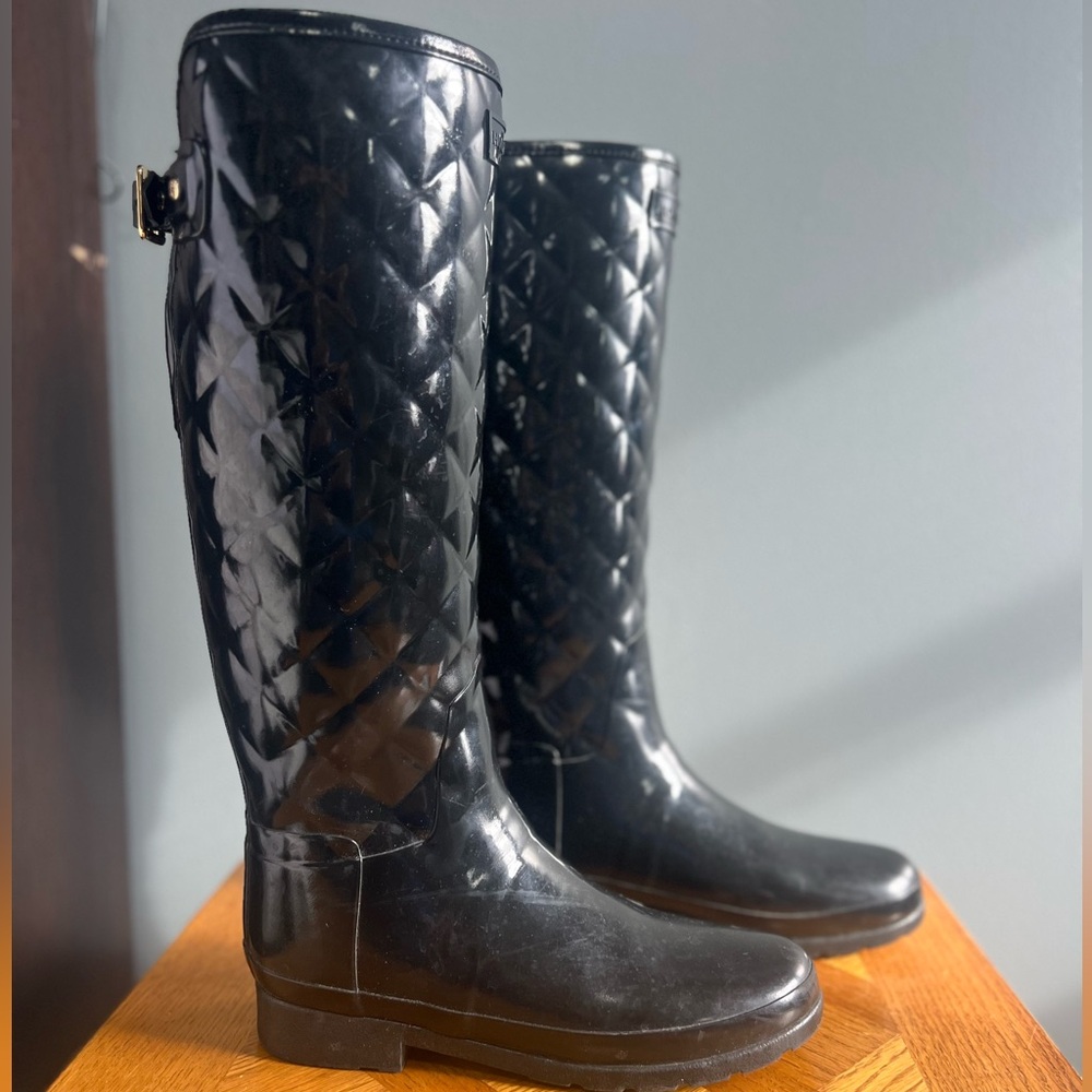 Hunter refined gloss quilt tall rain boots